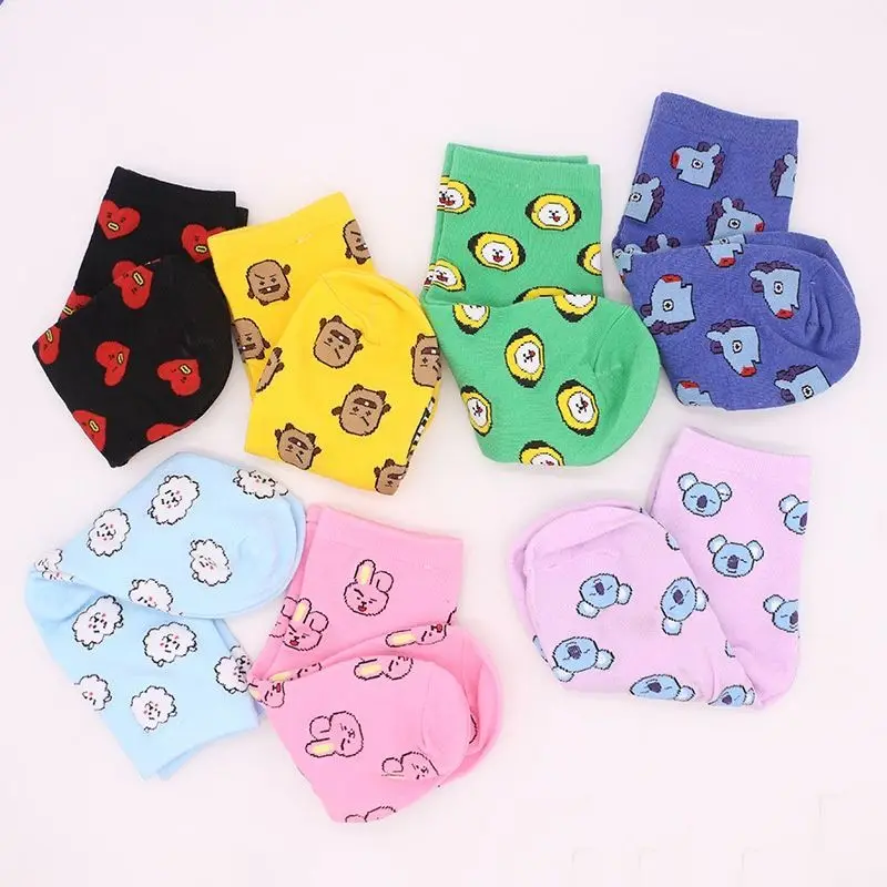 Meias de cano médio BT21 Koya  - Cookies Pack avaliação e preço